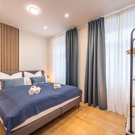 Vivid Luxury Apartment Ludwigsburg - Bluehendes Barock-Forum-Schloss-Modern Exteriör bild